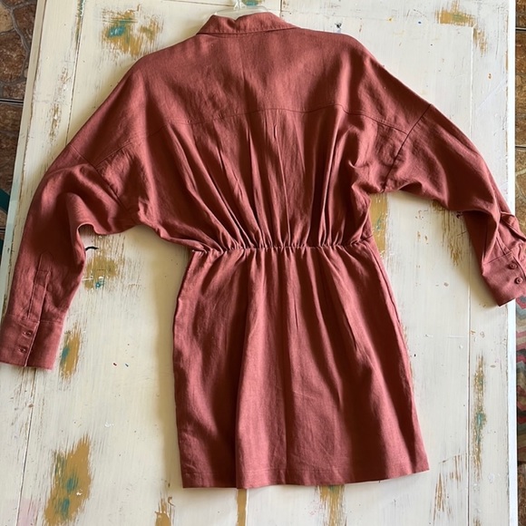 A&F Linen Shirt Dress in Terracotta - Picture 2 of 6